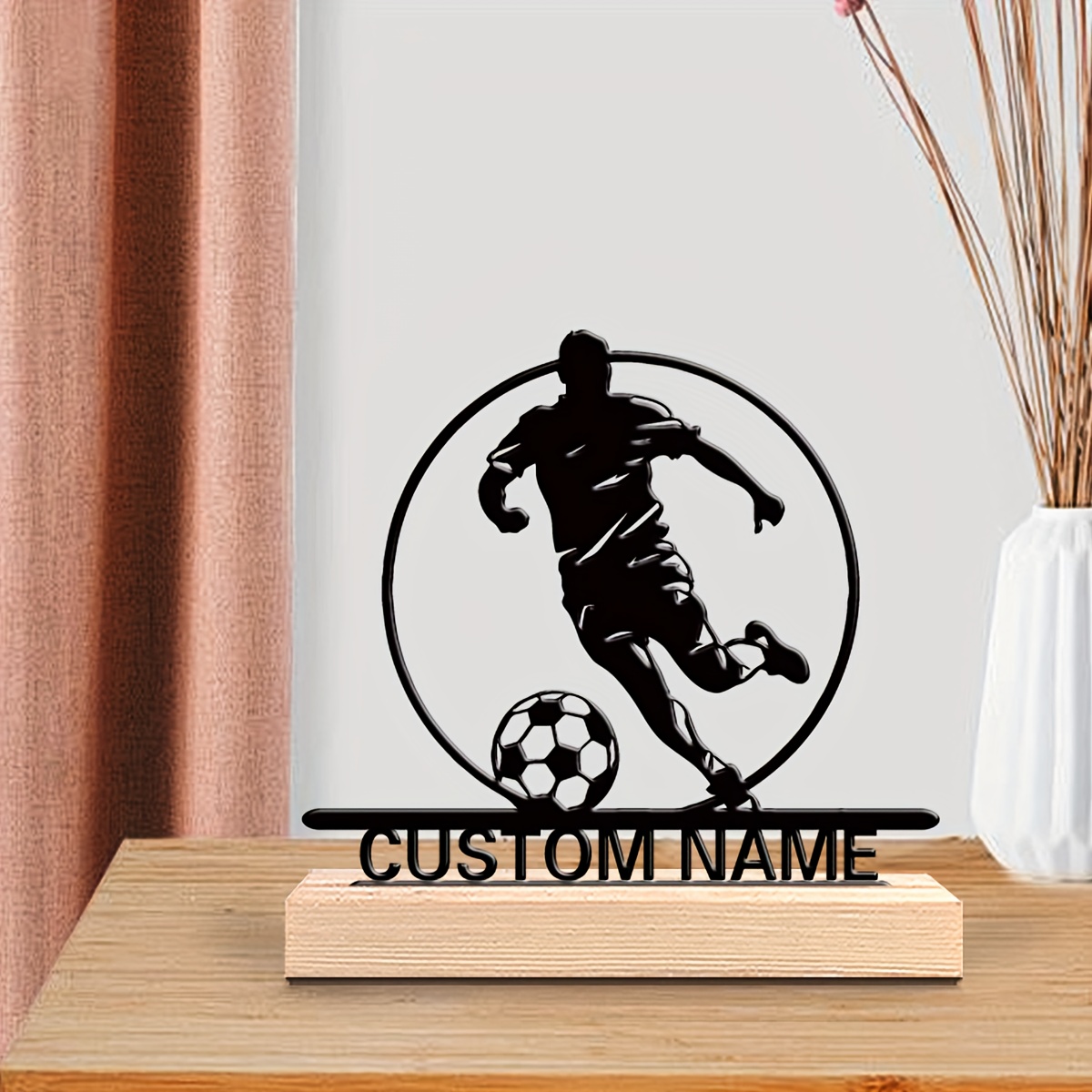 تمثال معدني مخصص للاعب كرة قدم - مراجعة Home Decor Theme وسعره
